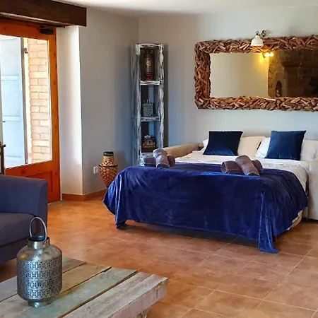 Refugio Rural En Cardona. Holiday home