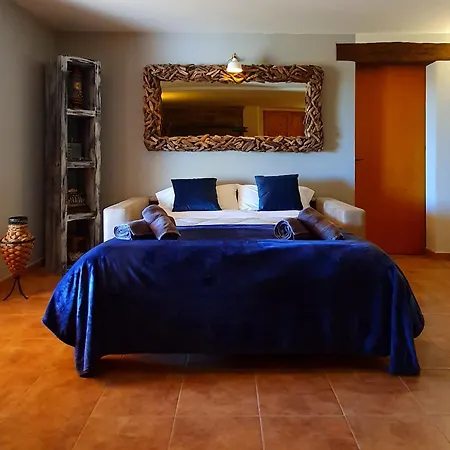 Holiday home Refugio Rural En Cardona. *
