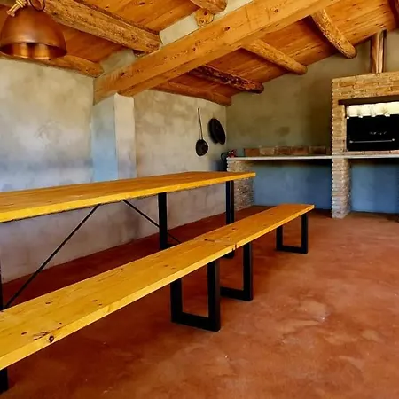 Refugio Rural En Cardona. *